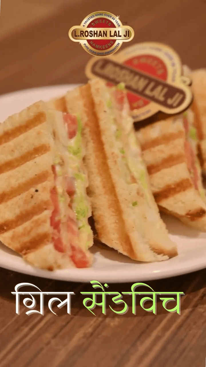 Grilled Cheese/ Paneer/ Veg Sandwich