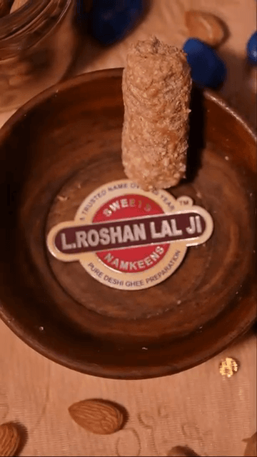 Gur Kaju Roll Gazak